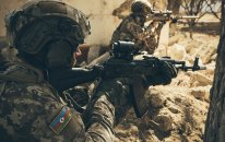 Müdafiə naziri orduyu tapşırıq verdi