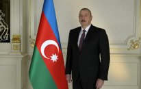 Prezident idmançı və məşqçiləri mükafatlandırdı