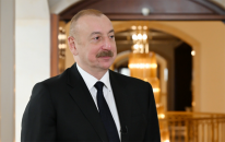 “İlham Əliyevlə şəkil çəkdirmək üçün gələnlər...” - macar nazir kimləri deyir? 