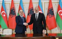 Dövlət başçısı Albaniya Prezidentinə təbrik ünvanlayıb