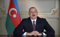 Prezident İlham Əliyev Laos dövlət başçısını təbrik edib