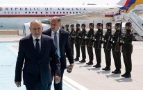 Paşinyan Sankt-Peterburqa gedəcək