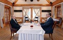 Prezidentlər qeyri-rəsmi səhər yeməyində - Fotolar