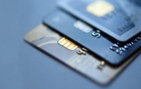Azərbaycanda kredit kartlarının sayı azalıb