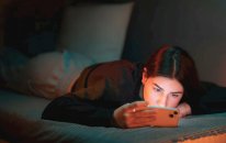 Gecə saatlarla telefona baxanlara pis xəbər