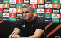 Qurbanov bu futbolçunu əsas komandadan kənarlaşdırdı