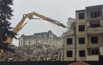 Bakıda 100 min bina söküləcək? - Rəsmi