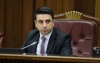Simonyan Belarusa “əyalət” dedi - Minksdən cavab