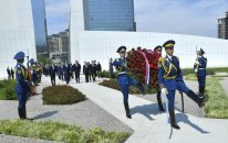Slovakiya Milli Şurasının sədri Zəfər parkını ziyarət edib