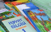Məktəblərdə dərsliklər yığılır