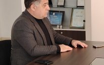 “MEQAPLUS MMC”-dən şikayət: “Mənə olan borc elə 130000 manatdır”
