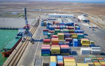 Bakı Limanında quru yük aşırılması 77% artıb