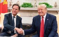 Rutte Ankarada Trampı NATO-nun əhəmiyyətinə inandırmaq istəyir