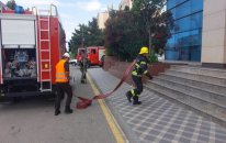 Dövlət Xidməti Sumqayıtda şadlıq sarayında yanğın-taktiki təlimi keçirib - VİDEO