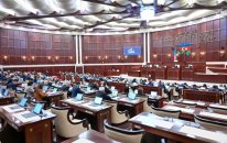 Milli Məclisin növbədənkənar sessiyasının son iclası başlayıb