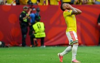 Futbolçu qorxur, mundialdan ölkəsinə qayıda bilmir
