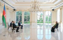 Prezident İlham Əliyev Omanın yeni səfirinin etimadnaməsini qəbul edib