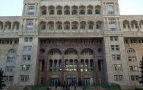 Tibb Universitetində təhsil haqları aşağı salındı - Qiymətlər