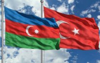 Dağ üzərinə atılan çınqıl daşlar - ŞƏRH