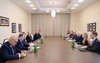 Prezident İlham Əliyev Birləşmiş Krallığın müdafiə üzrə dövlət nazirini qəbul edib