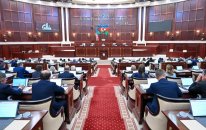 Milli Məclisin iclası başlayıb