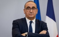 Fransanın daxili işlər naziri istefa verdi