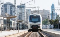 Sərnişinlər qatarlarda ən çox bunları unudurlar - Siyahı