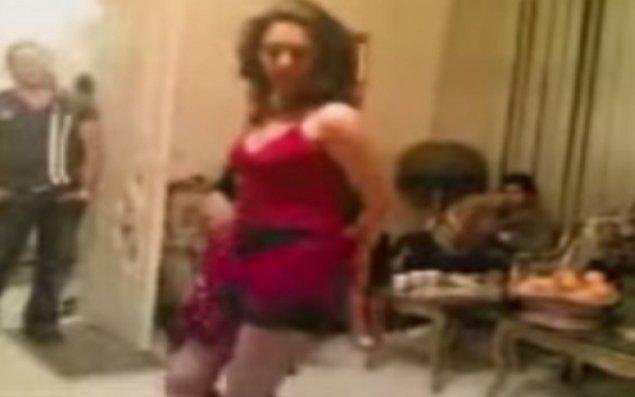 İran qızlarının açıq-saçıq və “isti” əyləncəsi       – Gizli video 