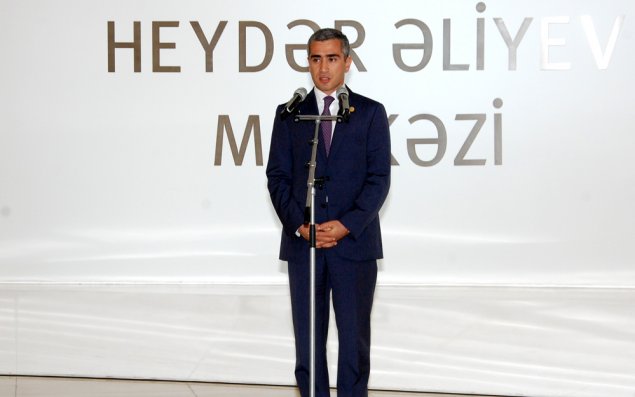 Sərgi açıldı  Heydər Əliyev Mərkəzində+Fotolar