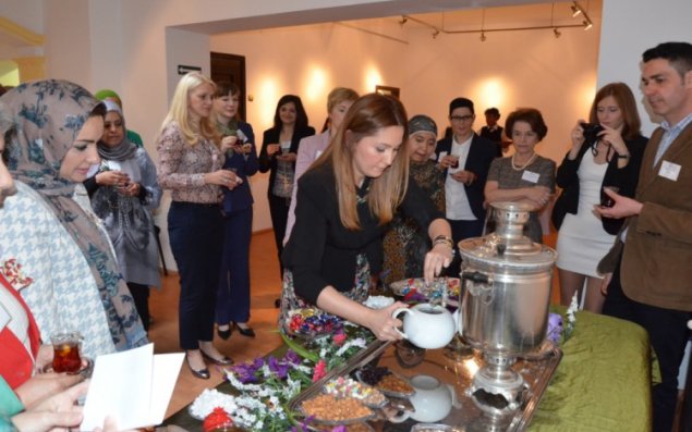 Azərbaycanın çay ənənələrindən danışılıb  Macarıstanda