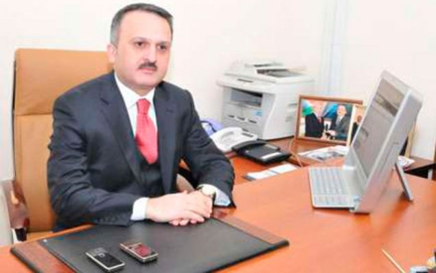 Daha bir nazirlik yanan bina ilə bağlı   qərar verdi