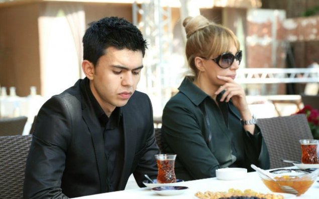 İnqrid yanan binanı ziyarət etdi  FOTOLAR