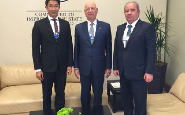 Əli Abbasov Dünya İqtisadi Forumunun sammitində iştirak edib   FOTO