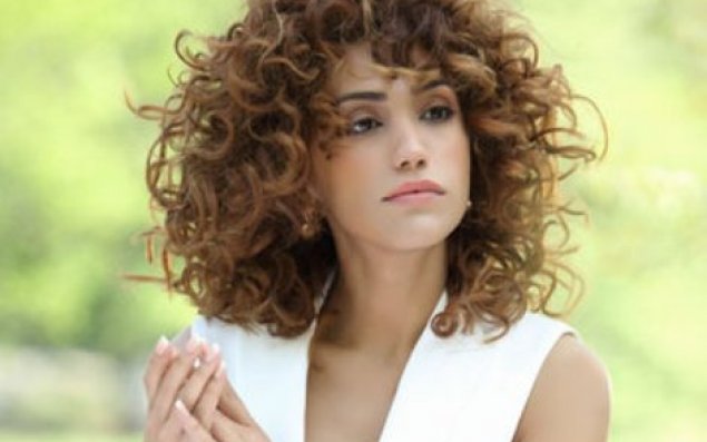 Röya dəhşətli anlar yaşadı -   VİDEO