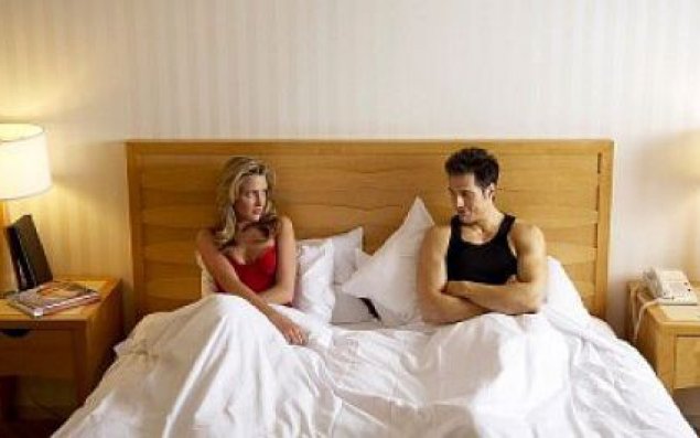Bəzən yatağı ayırmalısan ki, sevgi bitməsin