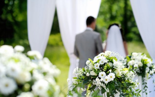 Qəribə adətlər: bəy toy gecəsi qaynanası ilə...