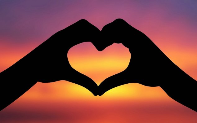 Sevginin insan vücuduna  9 TƏSİRİ