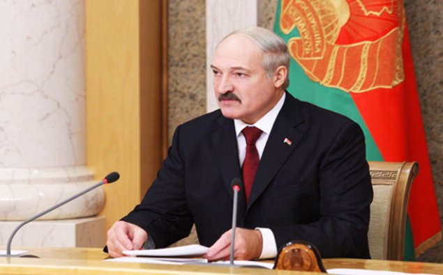 Lukaşenko Dağlıq Qarabağ münaqişəsini həll etməyə çağırdı