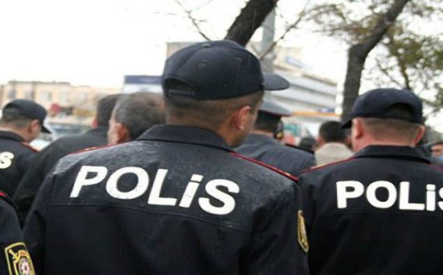 Bakıda dindarların aksiyası zamanı iki polis xəsarət aldı