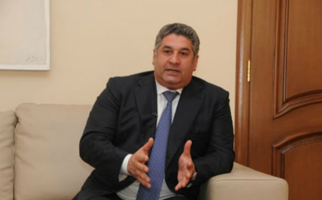 Azad Rəhimov Çexiyaya getdi