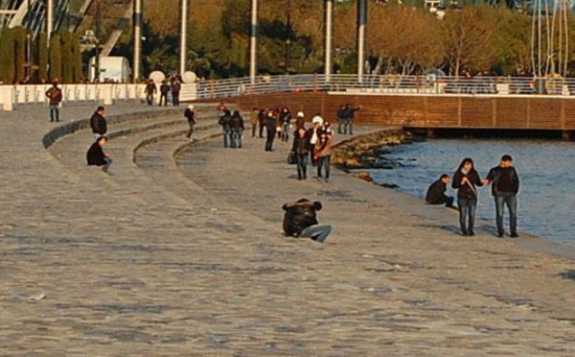 Bulvarda yeniyetməni intihara sürükləyən   ŞOK SƏBƏB