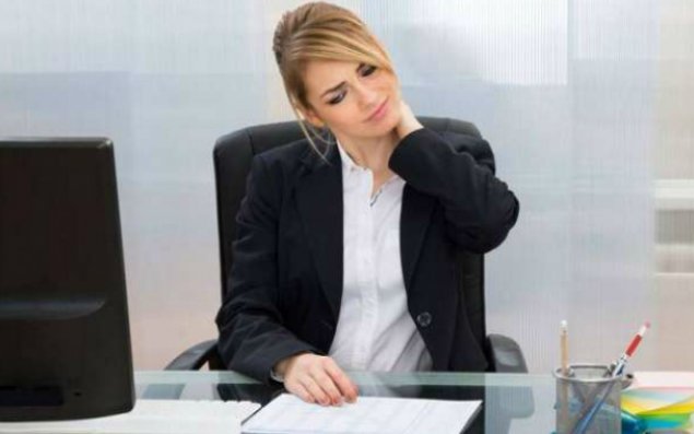 Ofis işçiləri üçün! Ağrıları azaltmağın   5 YOLU