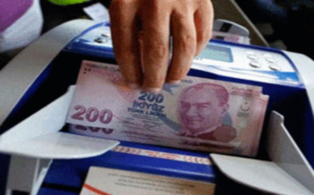 Proqnoz: ​Türkiyədə dollar 4,00 lirəyə qədər bahalaşa bilər