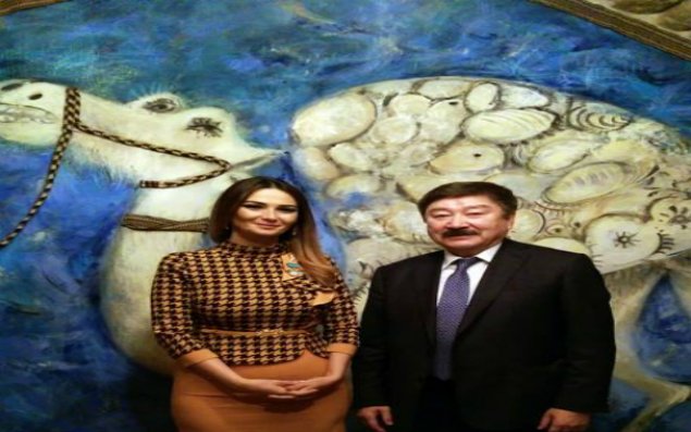 Qənirə Paşayeva TÜRKSOY tərəfindən medala layiq görülüb