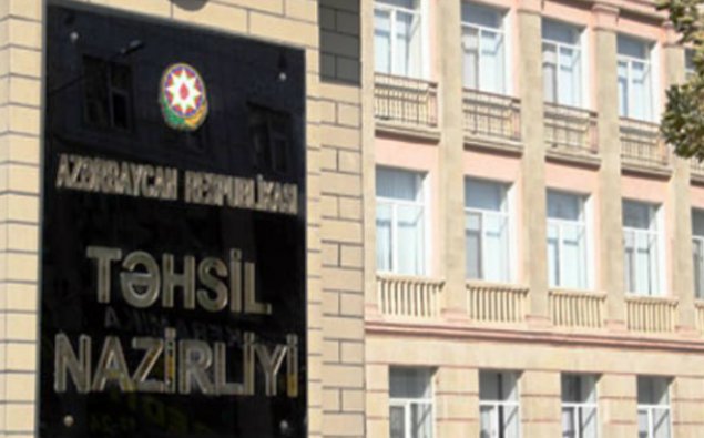 Universitetlər təhsil haqqını dollarla tələb edə bilməz   - NAZİRLİK