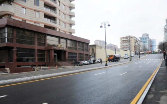 Bakının mərkəzi küçəsi bağlandı