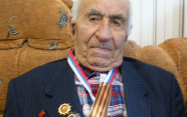 Rusiya prezidenti azərbaycanlı veteranı təbrik etdi   - FOTO