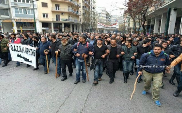 Yunanıstanda ara yenidən qarışdı