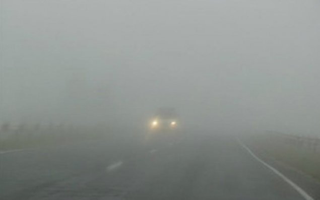 Bakını güclü duman bürüyüb