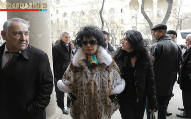 Zeynəb Xanlarova da vida mərasimində